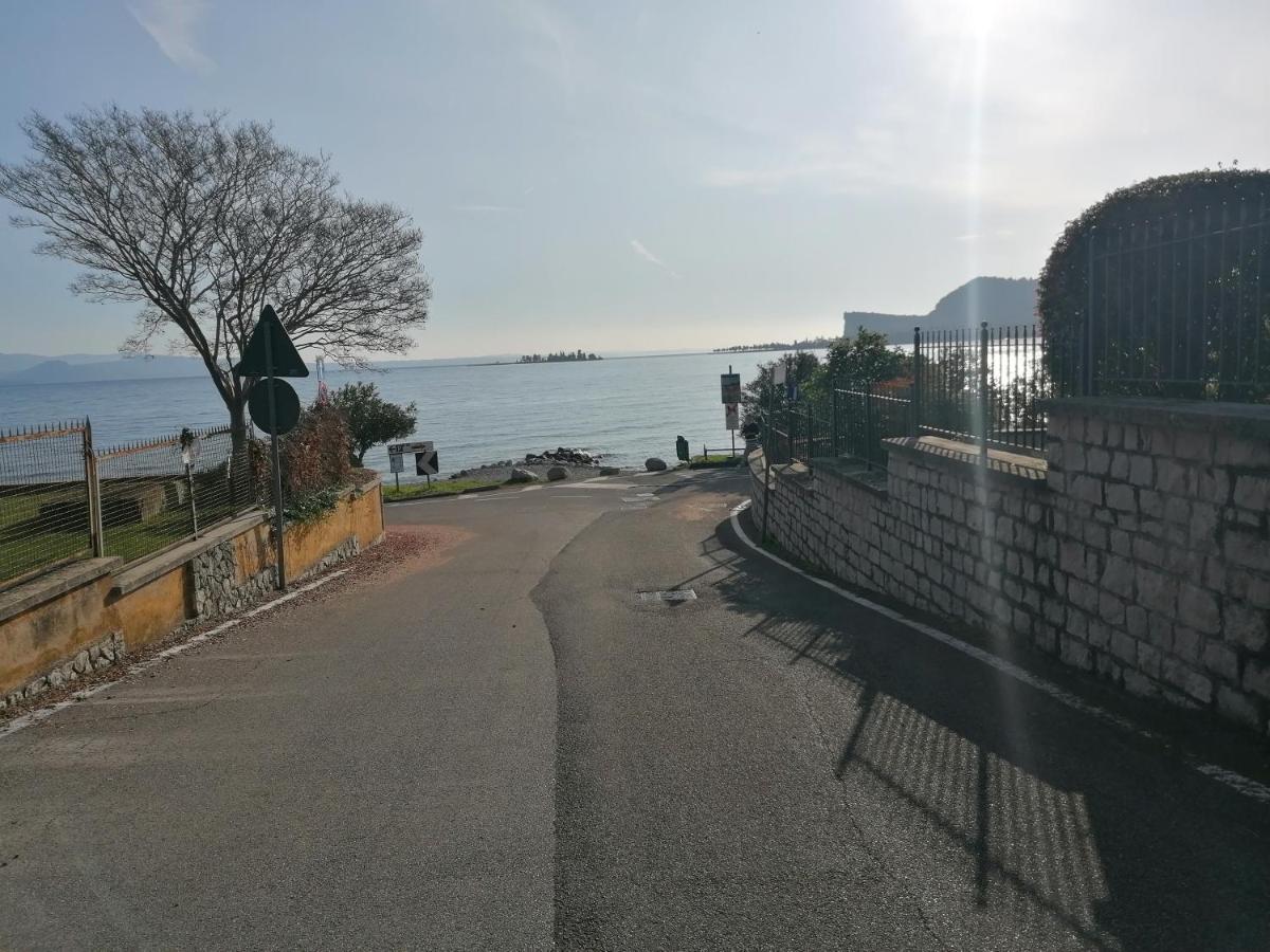 Bilocale Papavero, Magnolia O Girasole San Felice del Benaco Dış mekan fotoğraf